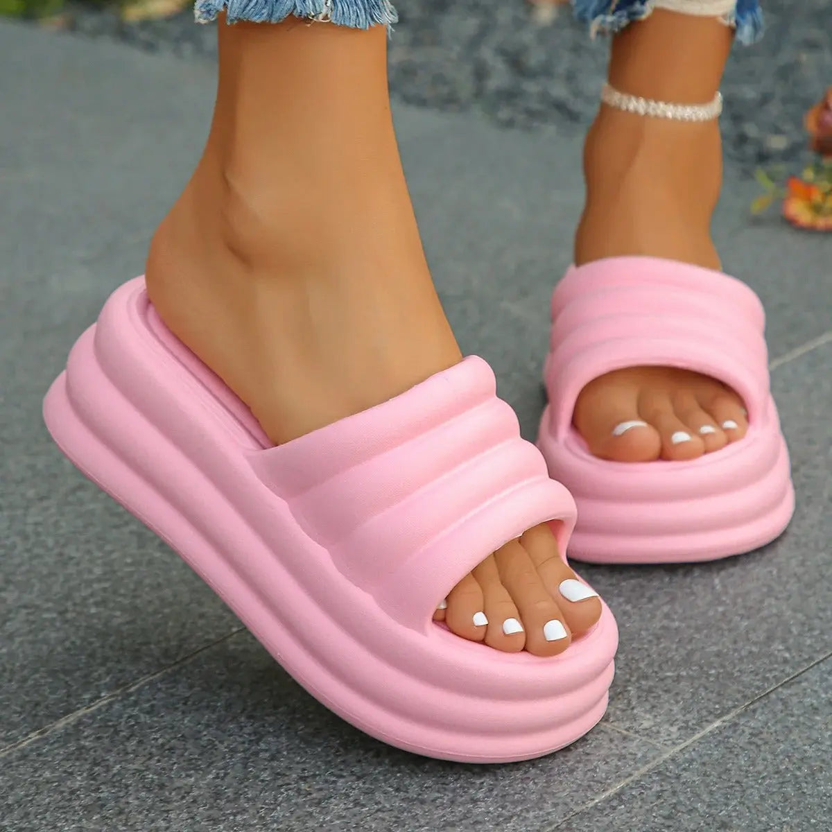 astra women's chunky platform slippers with open toe and non slip sole